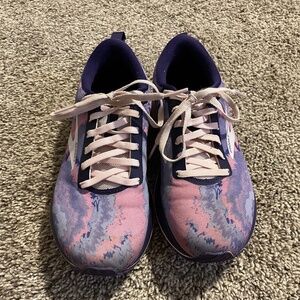 Brooks Revel 4 Unity